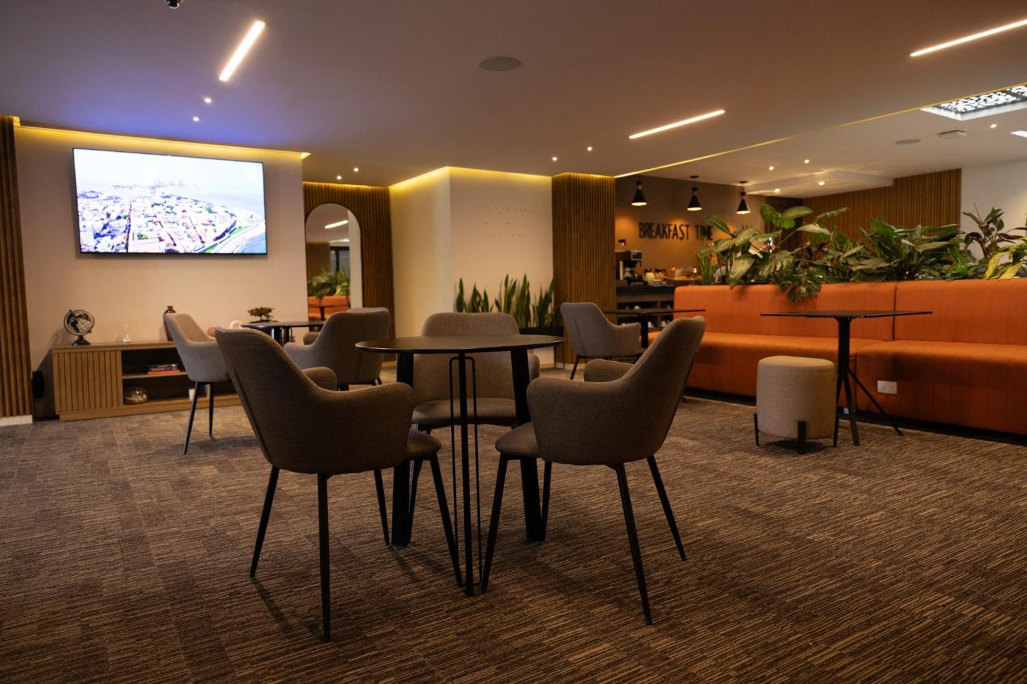 Hotel Byhours Las Americas (Adults Only) — Photos 1